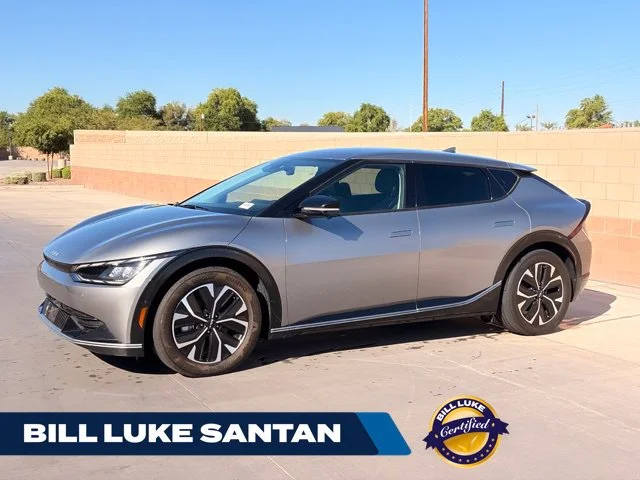 Certified Used 2023 Gray Kia Wind image 1