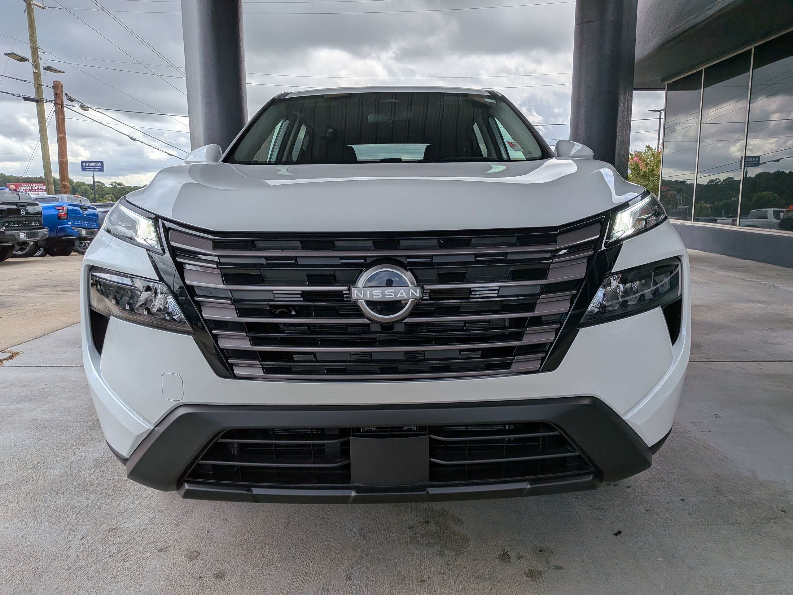 New 2026 White Nissan SV image 7