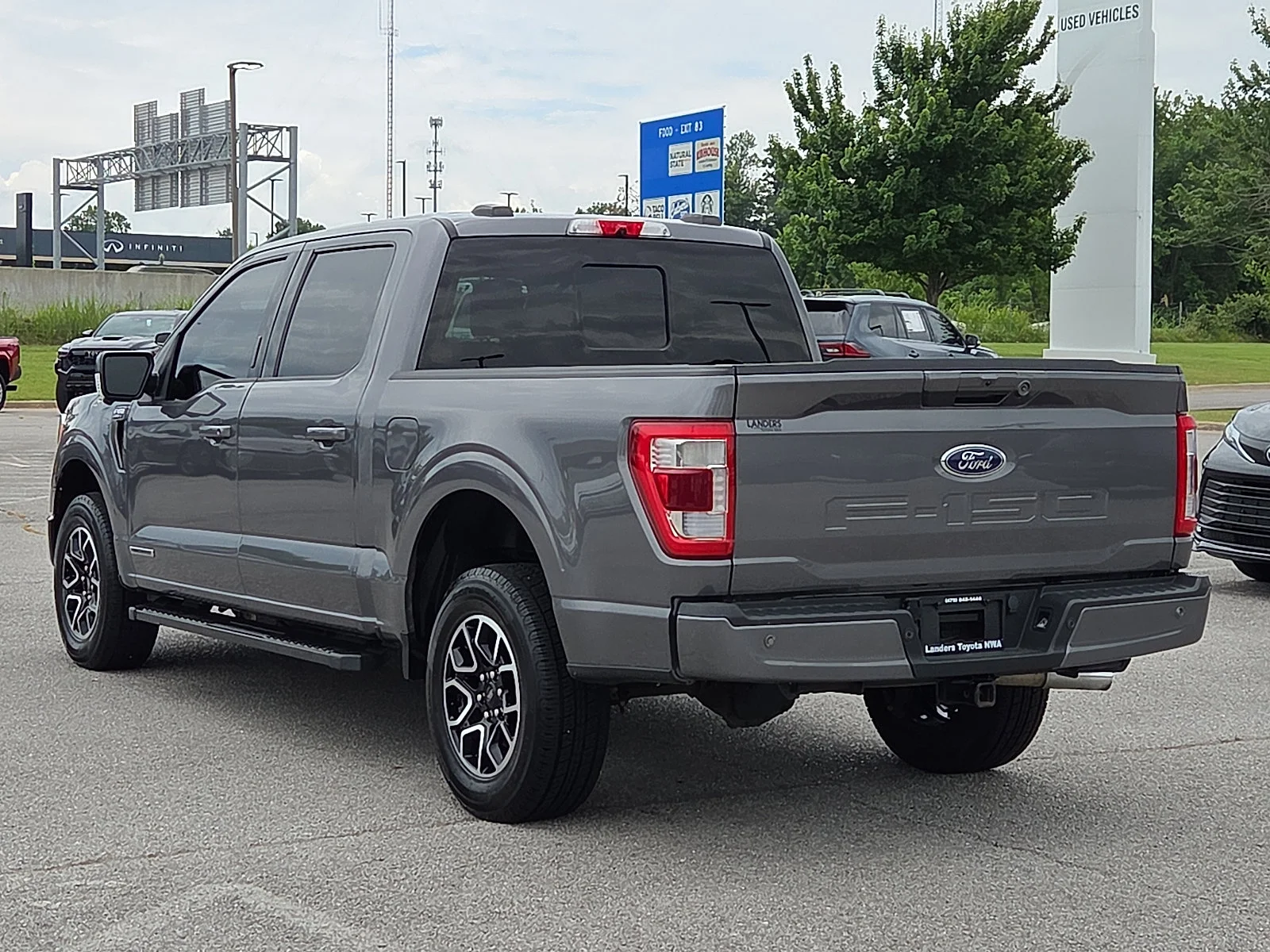 Used 2021 Carbonized Gray Metallic Ford LARIAT image 4