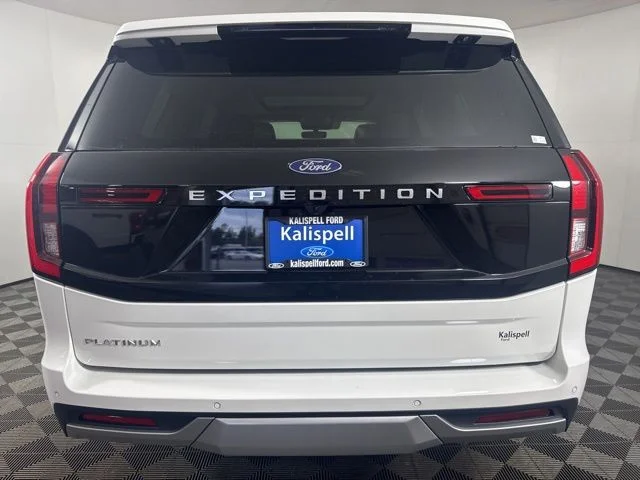 New 2026 Star White Metallic Tri-Coat Ford Platinum image 24