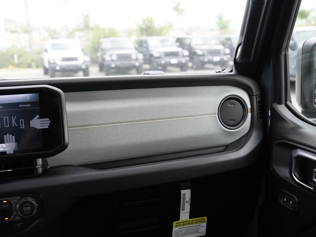 New 2026 Anvil Clear-Coat Exterior Paint Jeep Sport image 25