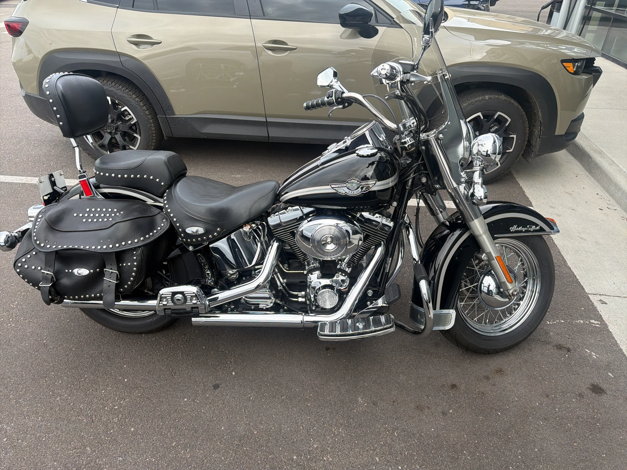 Used 2003 Black Harley-Davidson  image 2