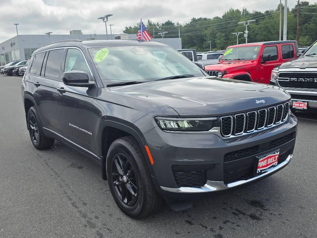 Used 2026 Baltic Grey Metallic Clear Coat Jeep Laredo image 9