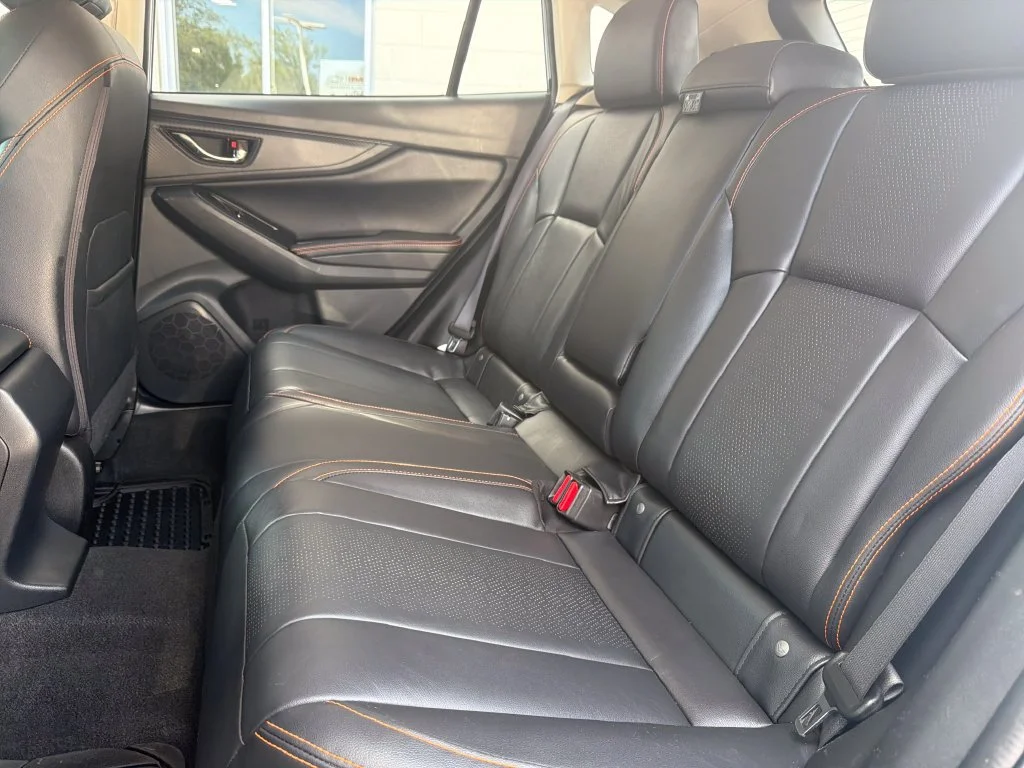 Used 2018 Silver Subaru 2.0i Limited image 25