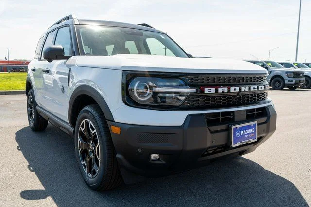 New 2026 Oxford White Ford Outer Banks® image 4