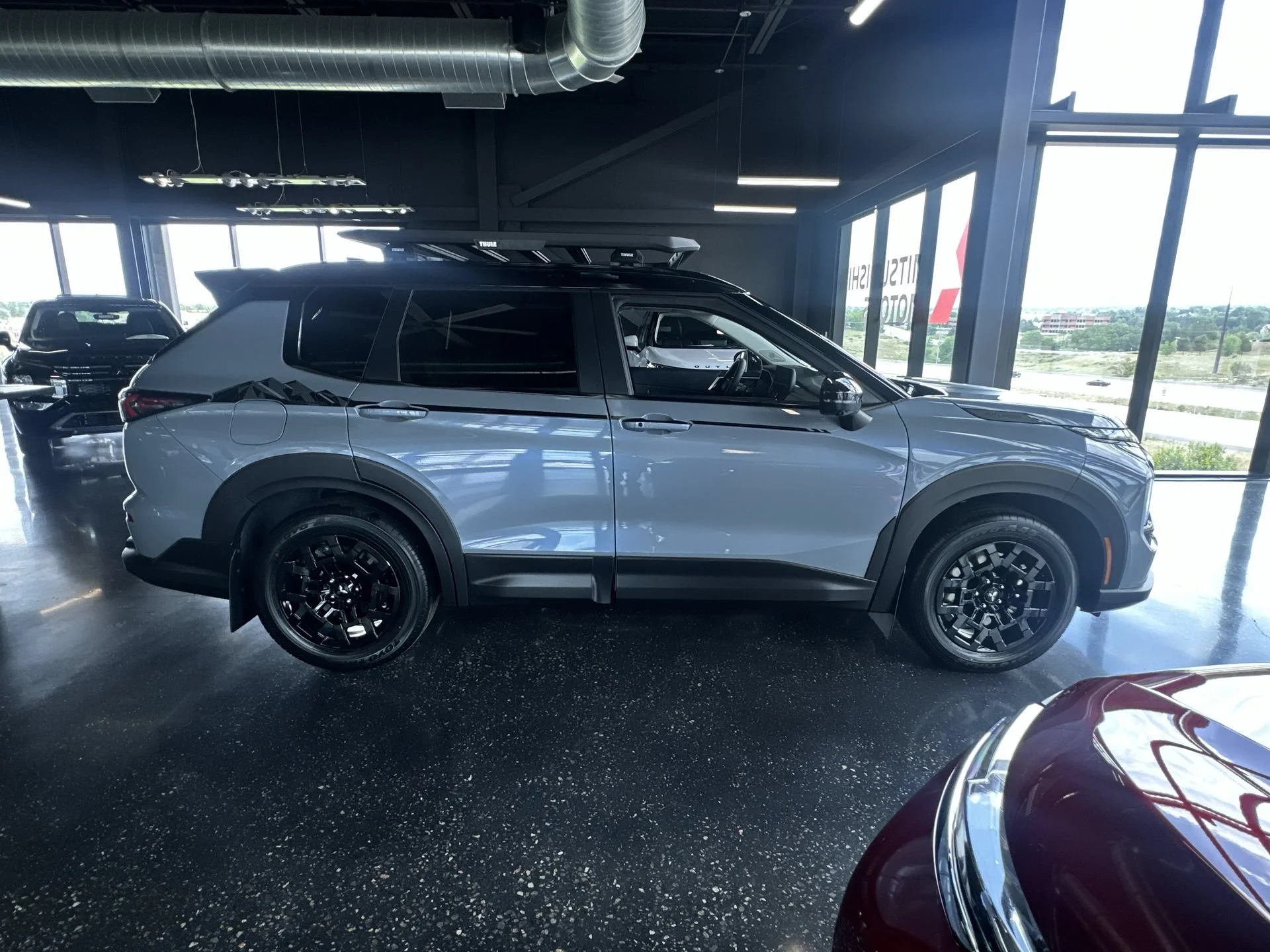 New 2026 Moonstone Gray Metallic/Black Roof Mitsubishi Trail Edition image 9