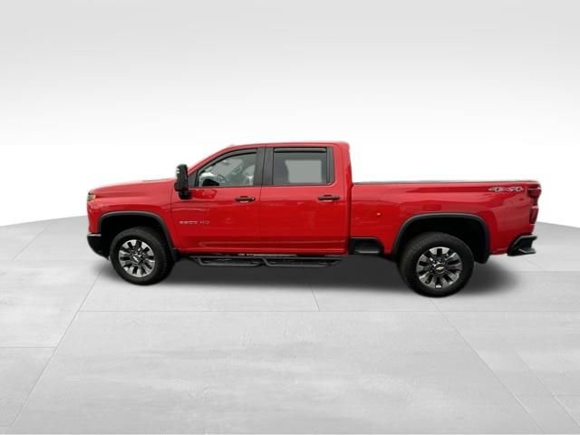Used 2024 Red Chevrolet Custom image 7