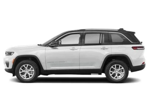 Used 2024 White Jeep Summit Reserve image 2