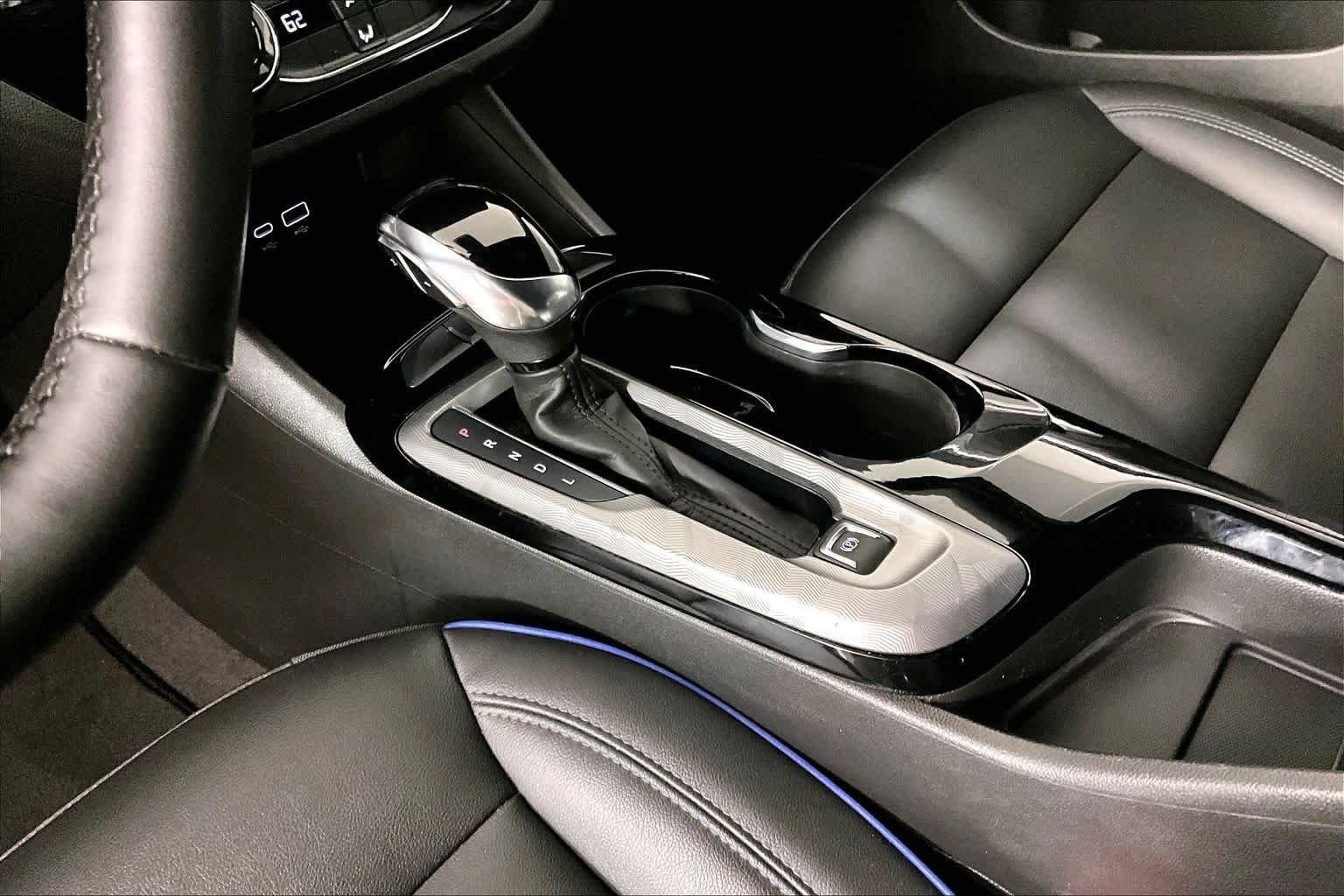 Used 2025 Moonstone Gray Metallic Buick Sport Touring image 14