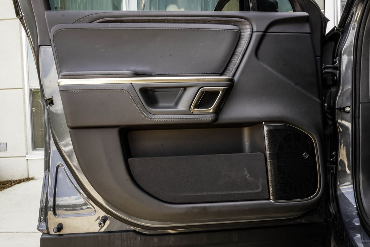 Used 2024 Gray Rivian Adventure image 30