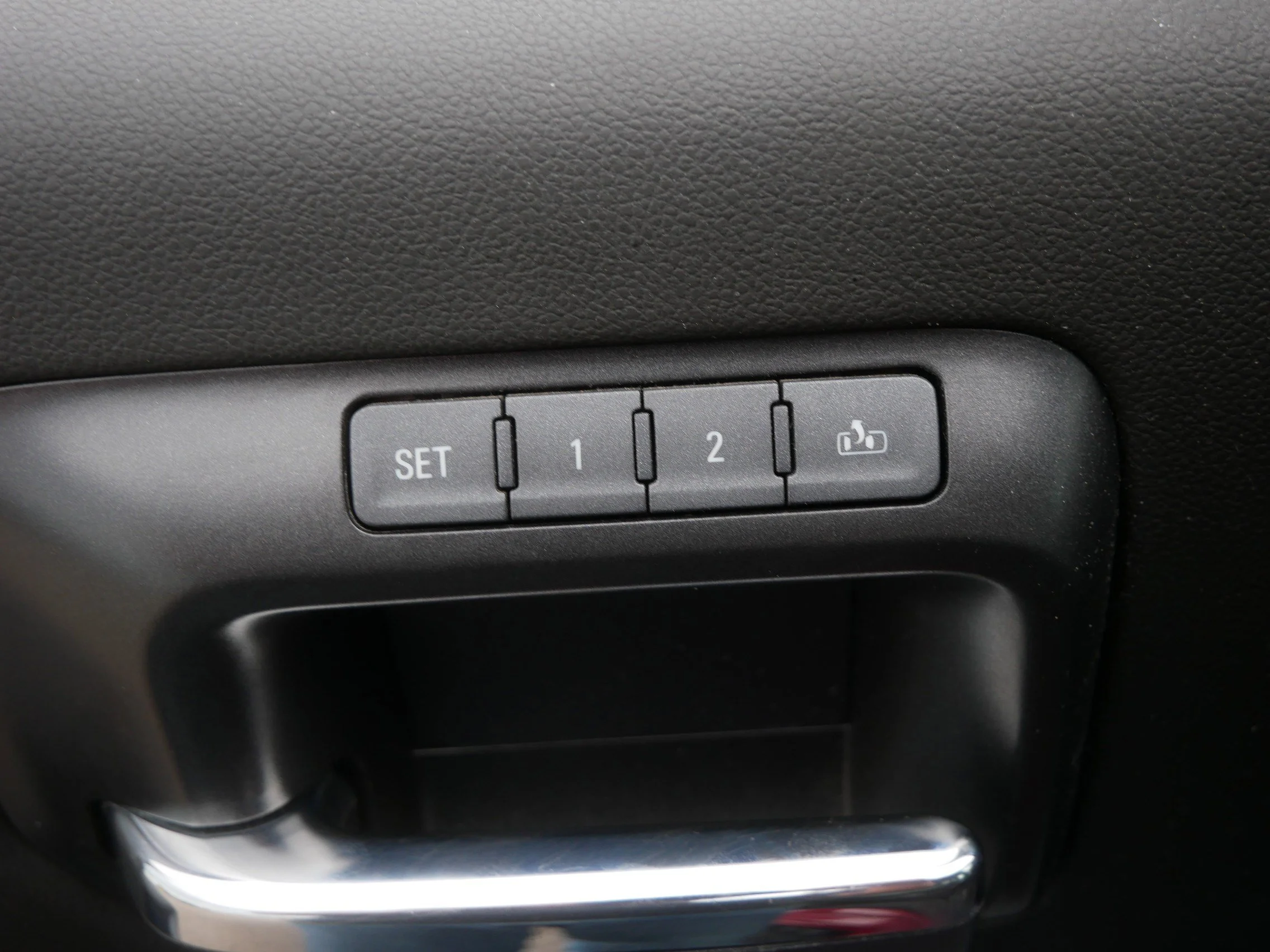 Used 2018 Red Quartz Tintcoat GMC SLT image 21