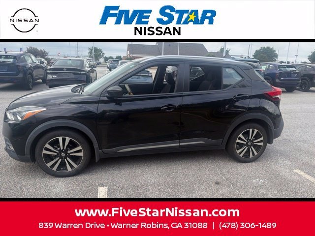 Used 2020 Black Nissan SR image 22