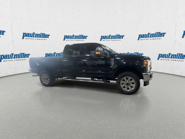 Used 2018 Shadow Black Ford Lariat image 4