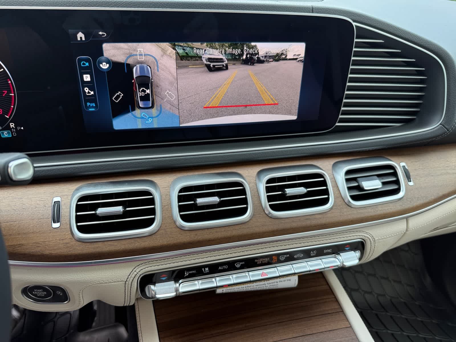 New 2026 MANUFAKTUR Moonlight White Metallic Mercedes-Benz GLE 350 image 19