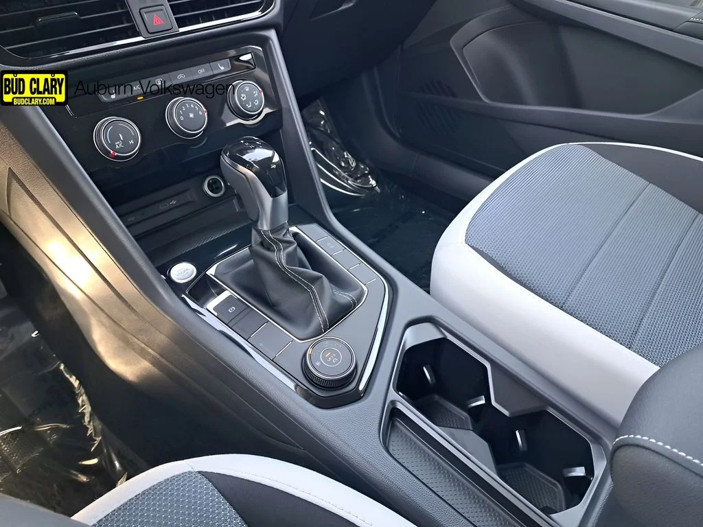 New 2025 Black Volkswagen 1.5T S image 30