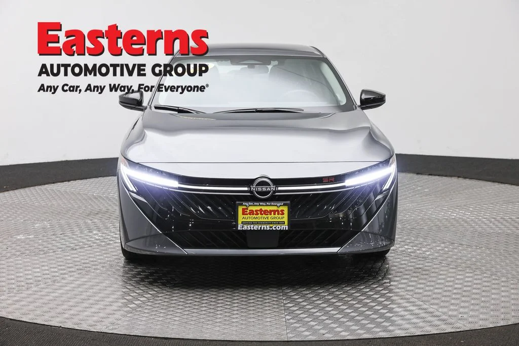Used 2026 Gray Nissan SR image 2