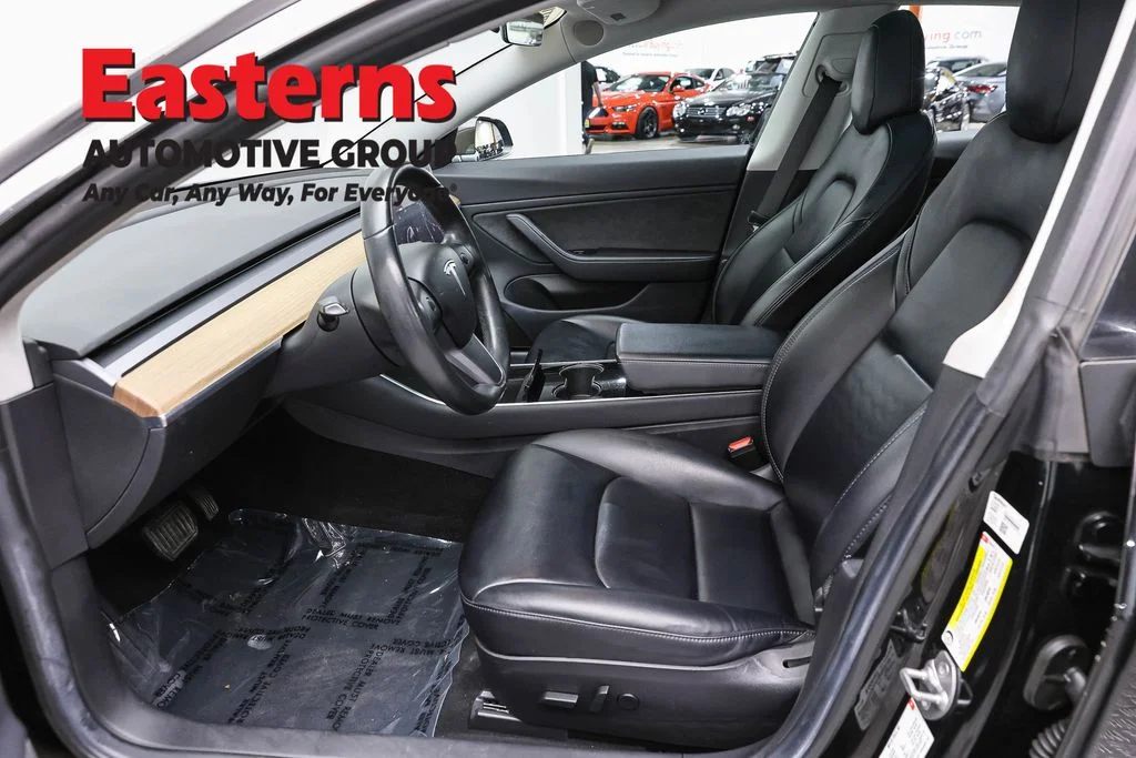 Used 2018 Black Tesla Long Range image 14