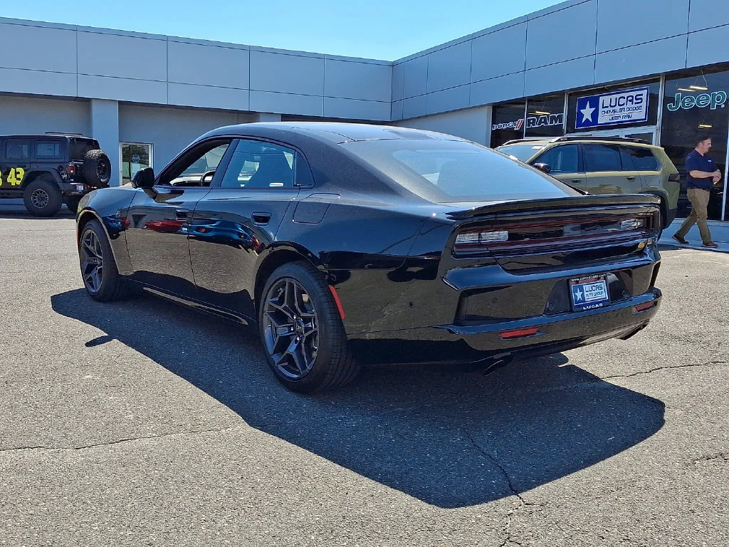 New 2026 Diamond Black Crystal Pearlcoat Dodge Scat Pack Plus image 6
