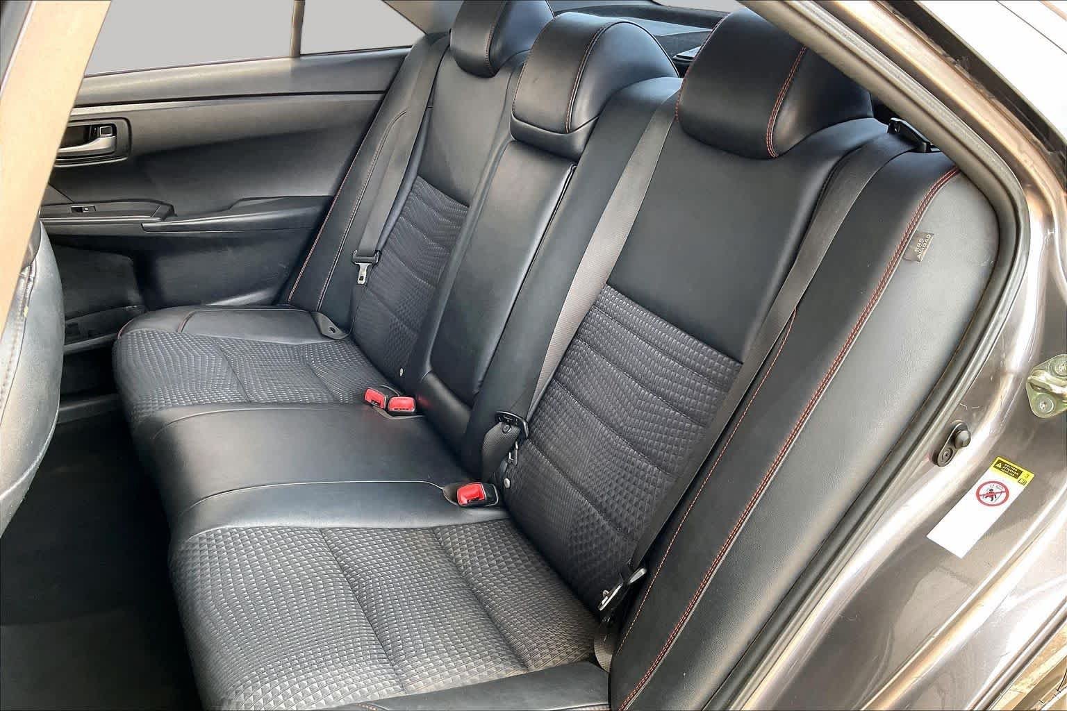 Used 2015 Predawn Gray Mica Toyota SE image 17
