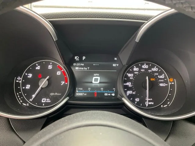 Used 2019 Blue Alfa Romeo Ti Sport image 8