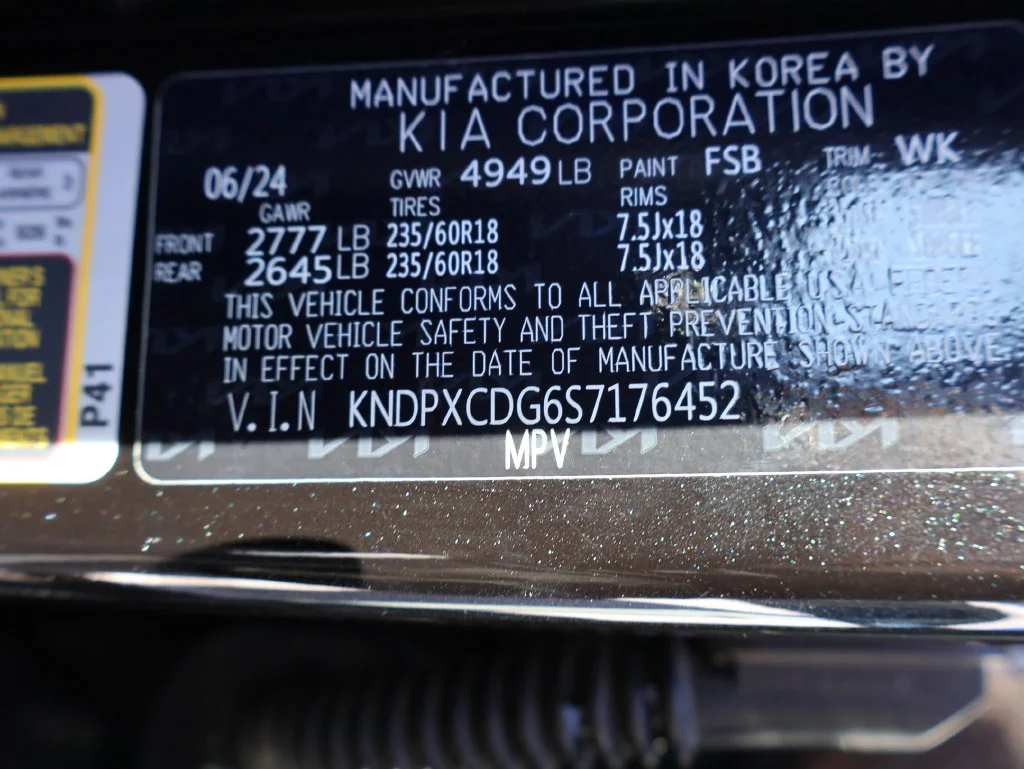 Used 2025 Black Kia SX-Prestige image 65