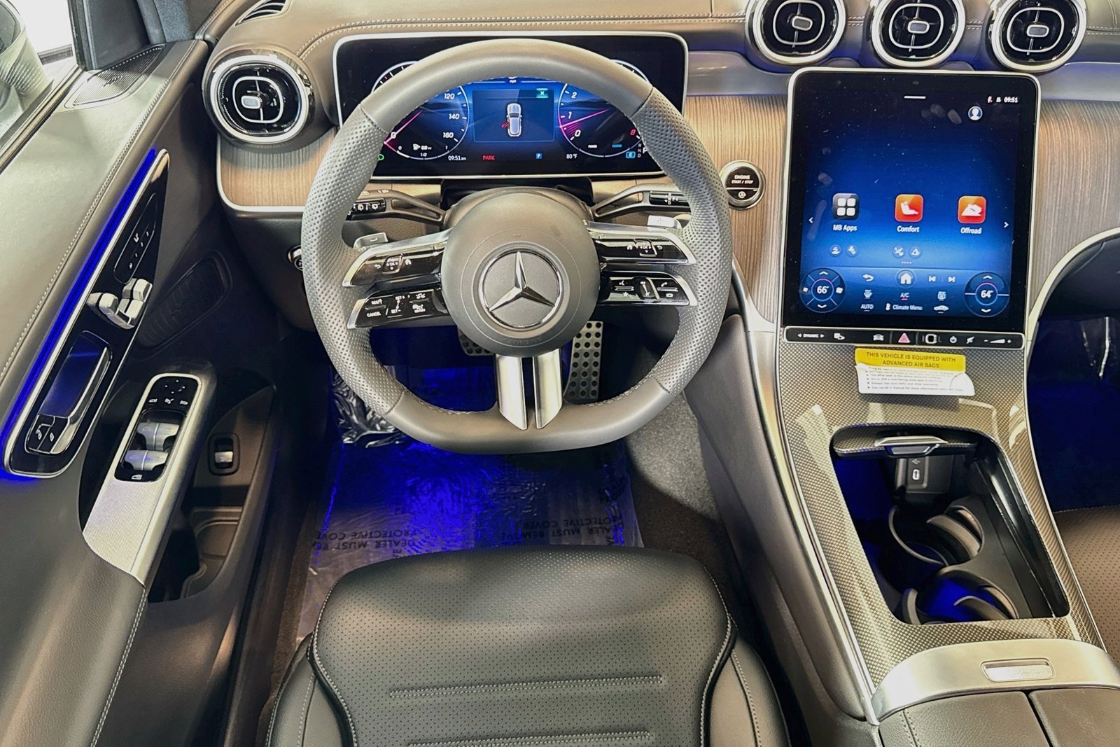 New 2026 Polar White Mercedes-Benz GLC 300 image 19