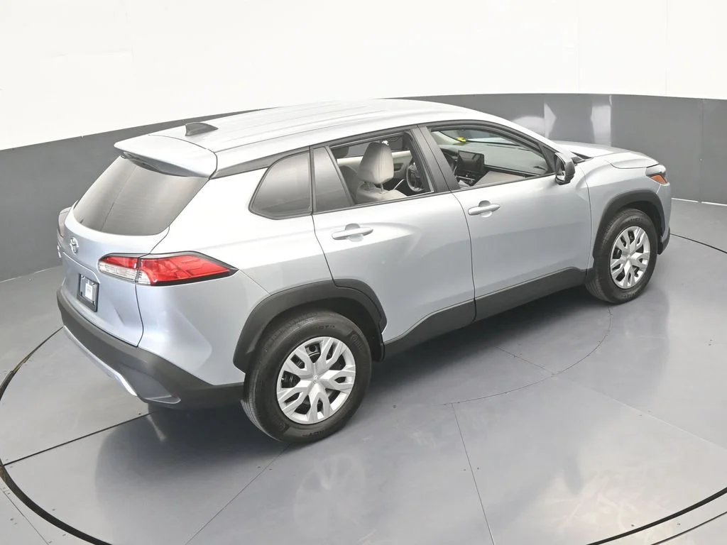 Used 2025 Silver Toyota L image 47