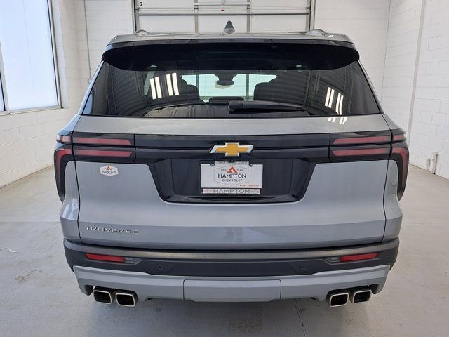 2025 Chevrolet Traverse LT - Photo 7