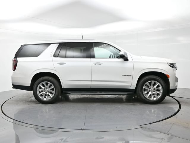 Used 2024 Iridescent Pearl Tricoat Chevrolet Premier image 8