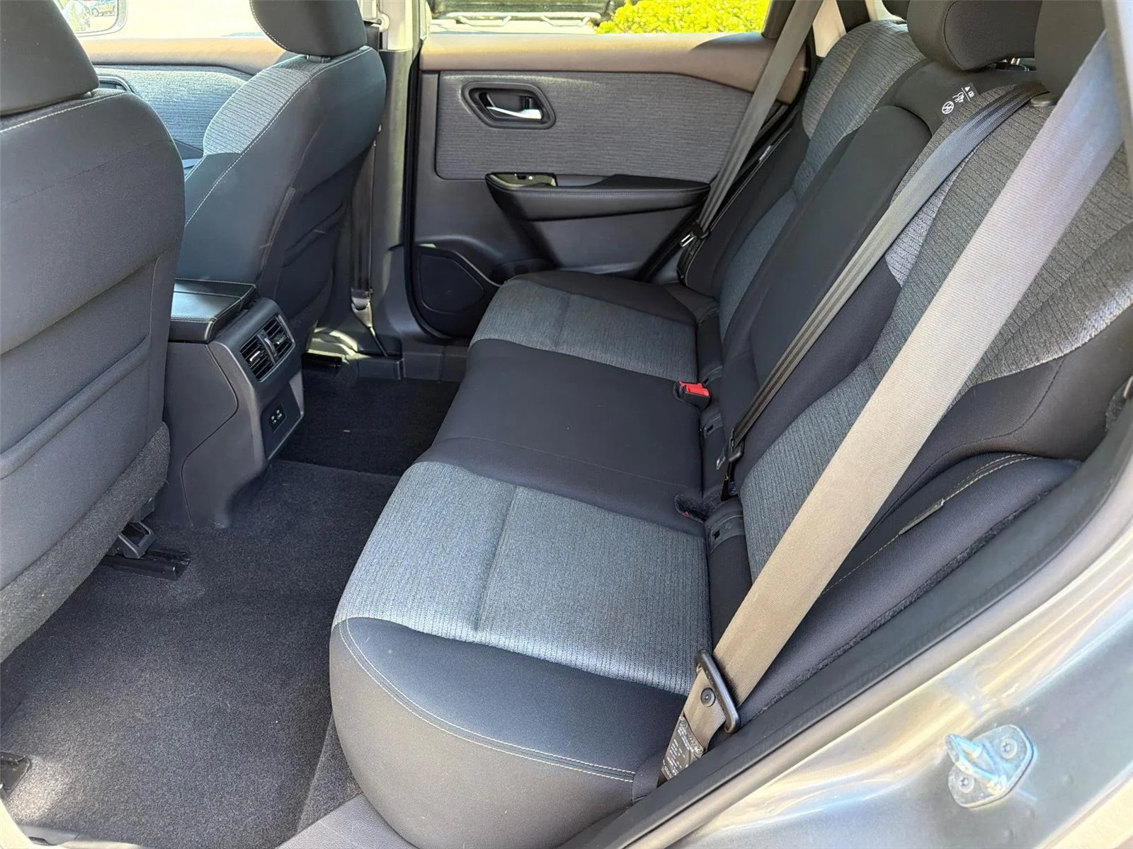 Used 2021 Gun Metallic Nissan SV image 35