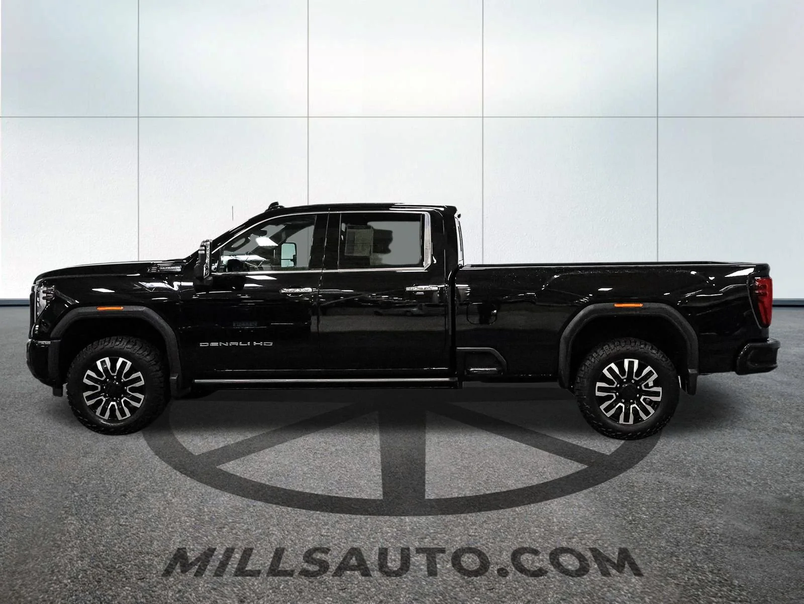Certified Used 2025 Onyx Black GMC Denali Ultimate image 3