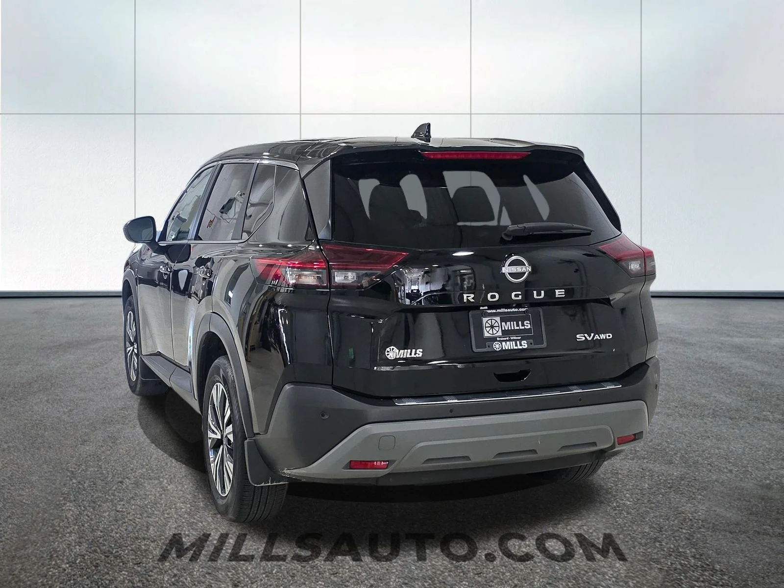 Used 2023 Black Nissan SV image 5