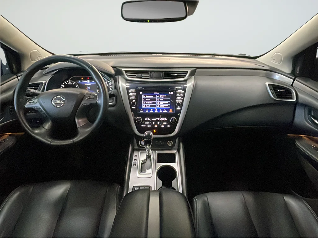 Used 2020 Black Nissan SL image 10