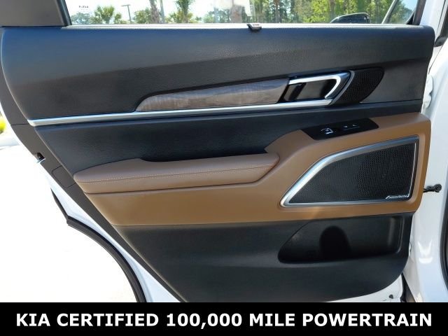 Used 2022 White Kia SX image 22