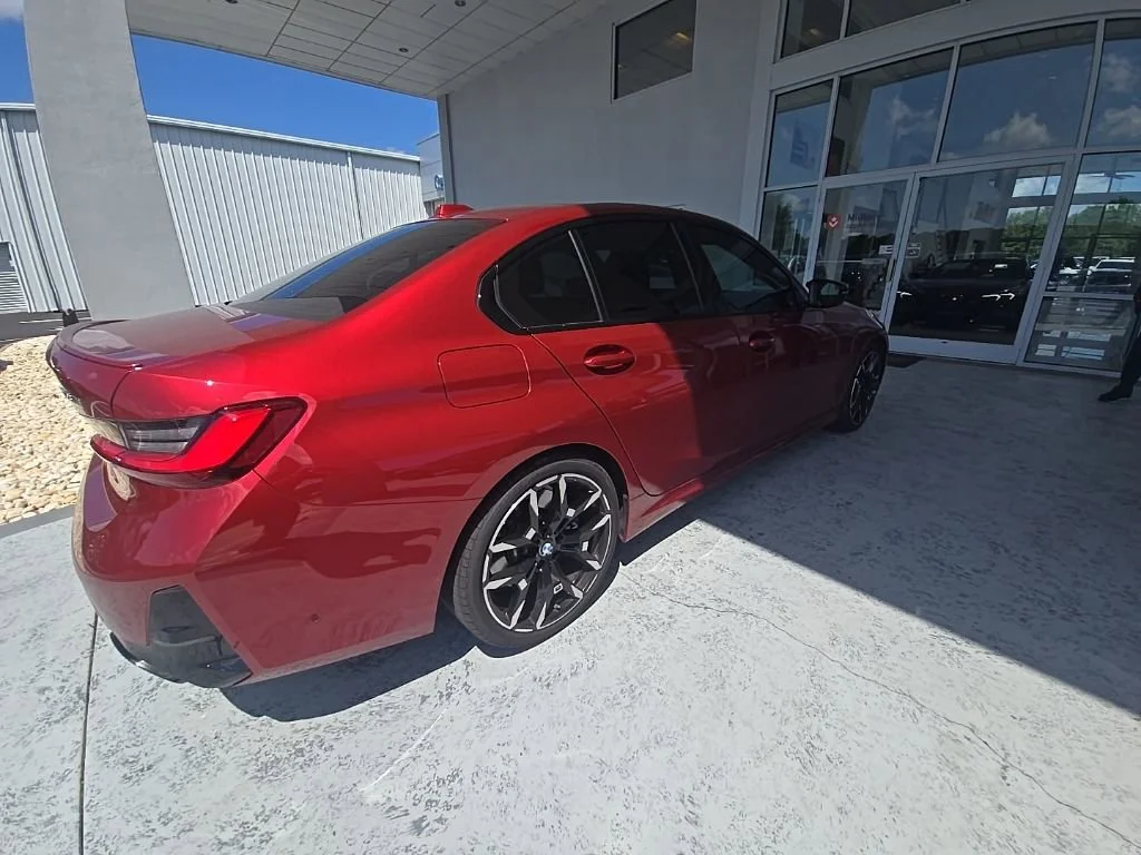 Used 2025  BMW M340i image 41