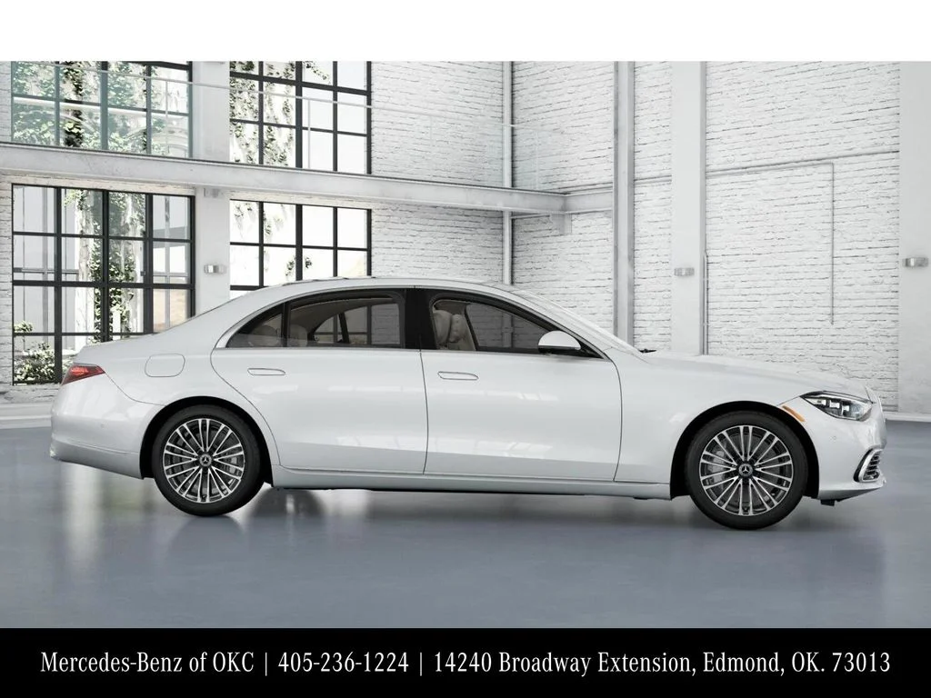 New 2026 White Mercedes-Benz S 580 image 15