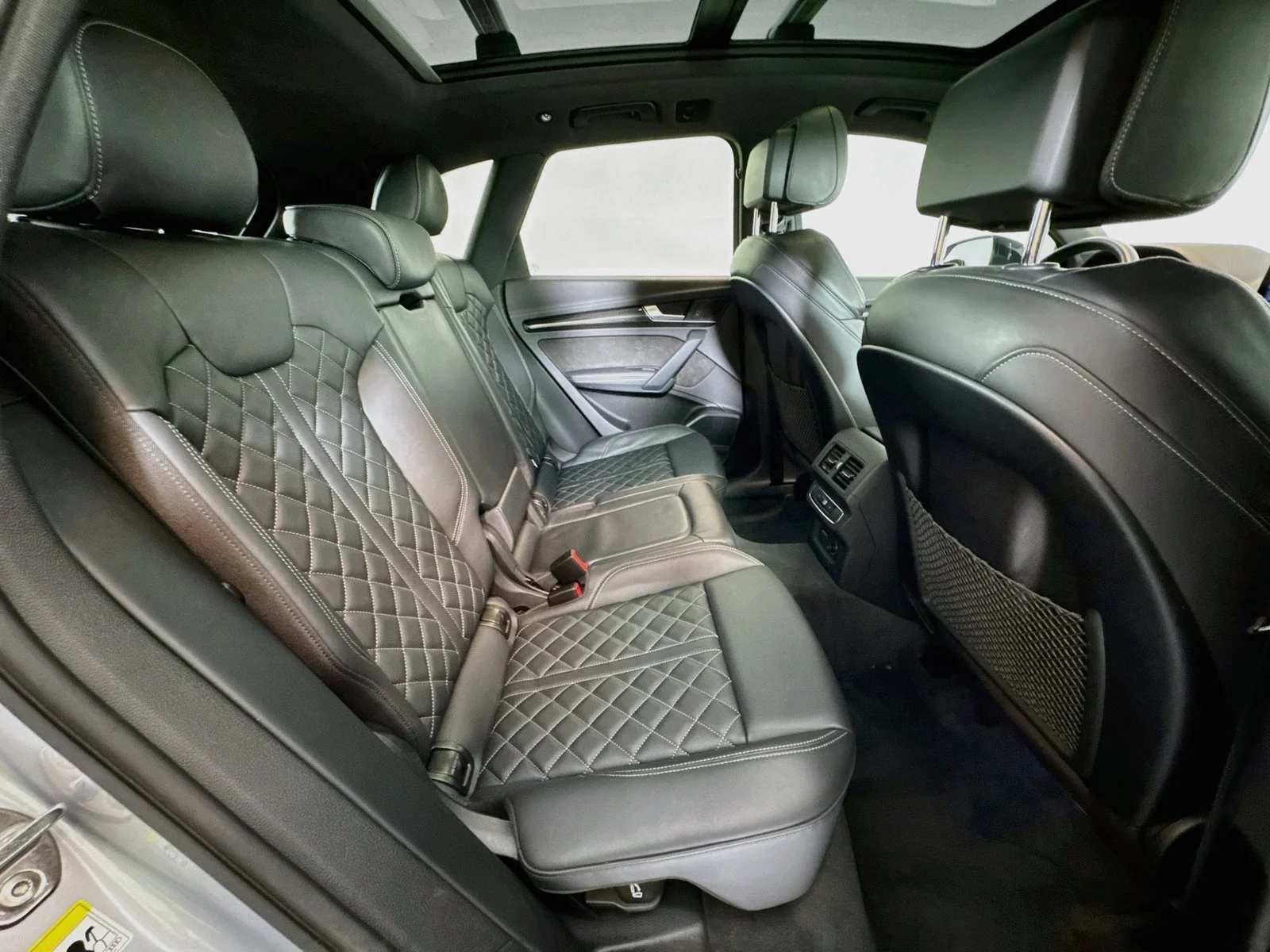 Used 2020 Florett Silver Metallic Audi Premium Plus image 26