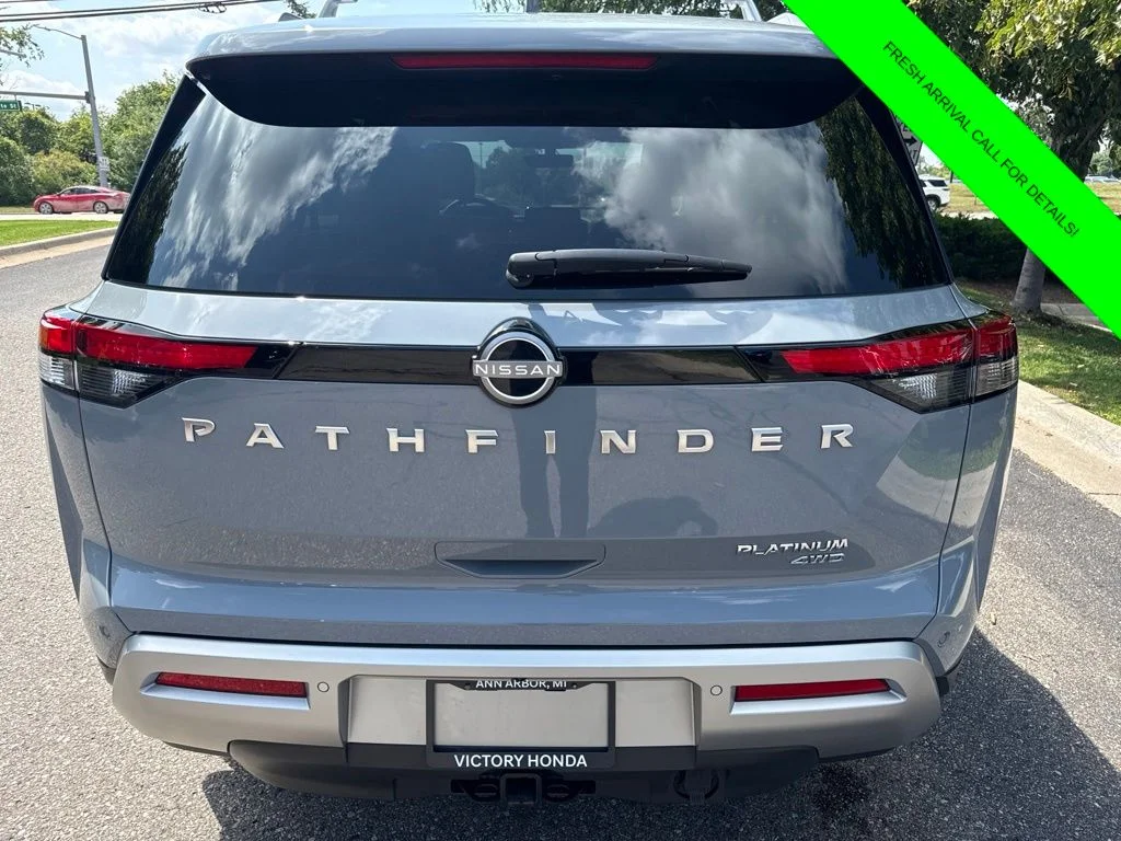 Used 2025 Boulder Gray Nissan Platinum image 42