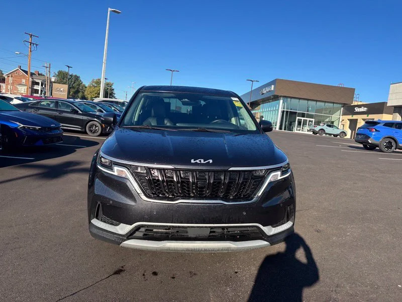 Used 2024 Gray Kia EX image 2