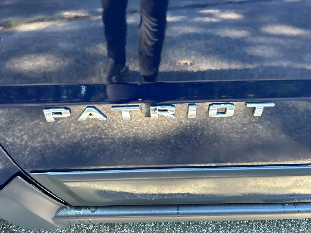 Used 2017 Blue Jeep Sport image 10