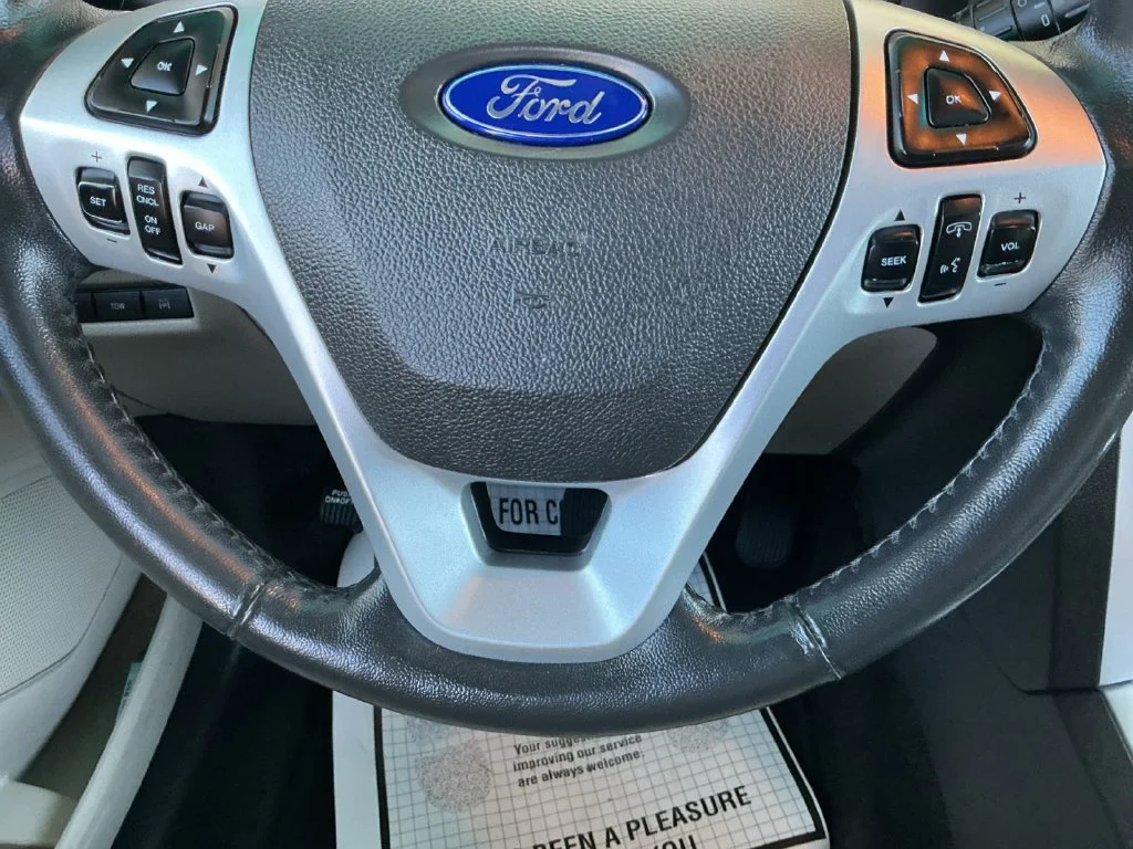 Used 2013 Red Ford Limited image 17
