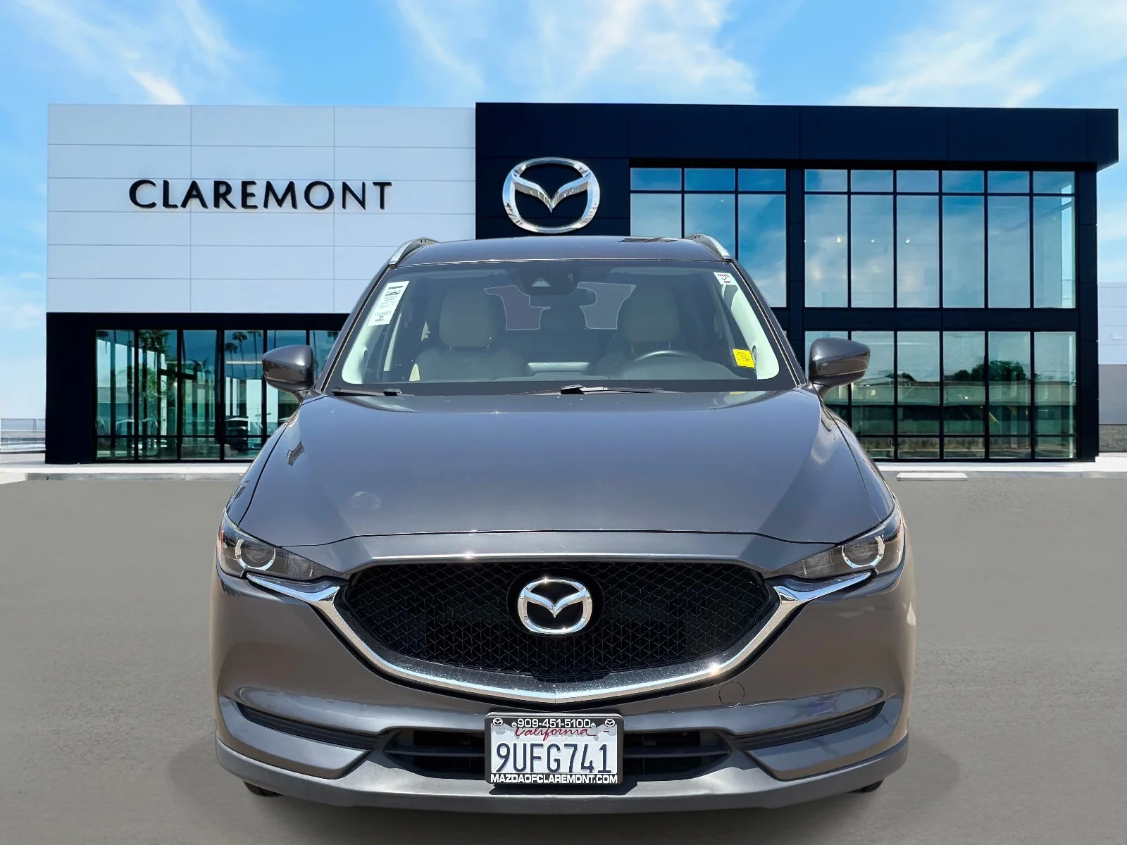 Used 2017 MACHINE GRAY ME Mazda TOURING FWD image 2