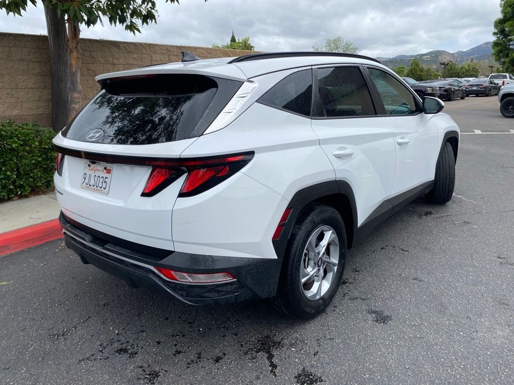 Used 2024 White Hyundai SEL image 7