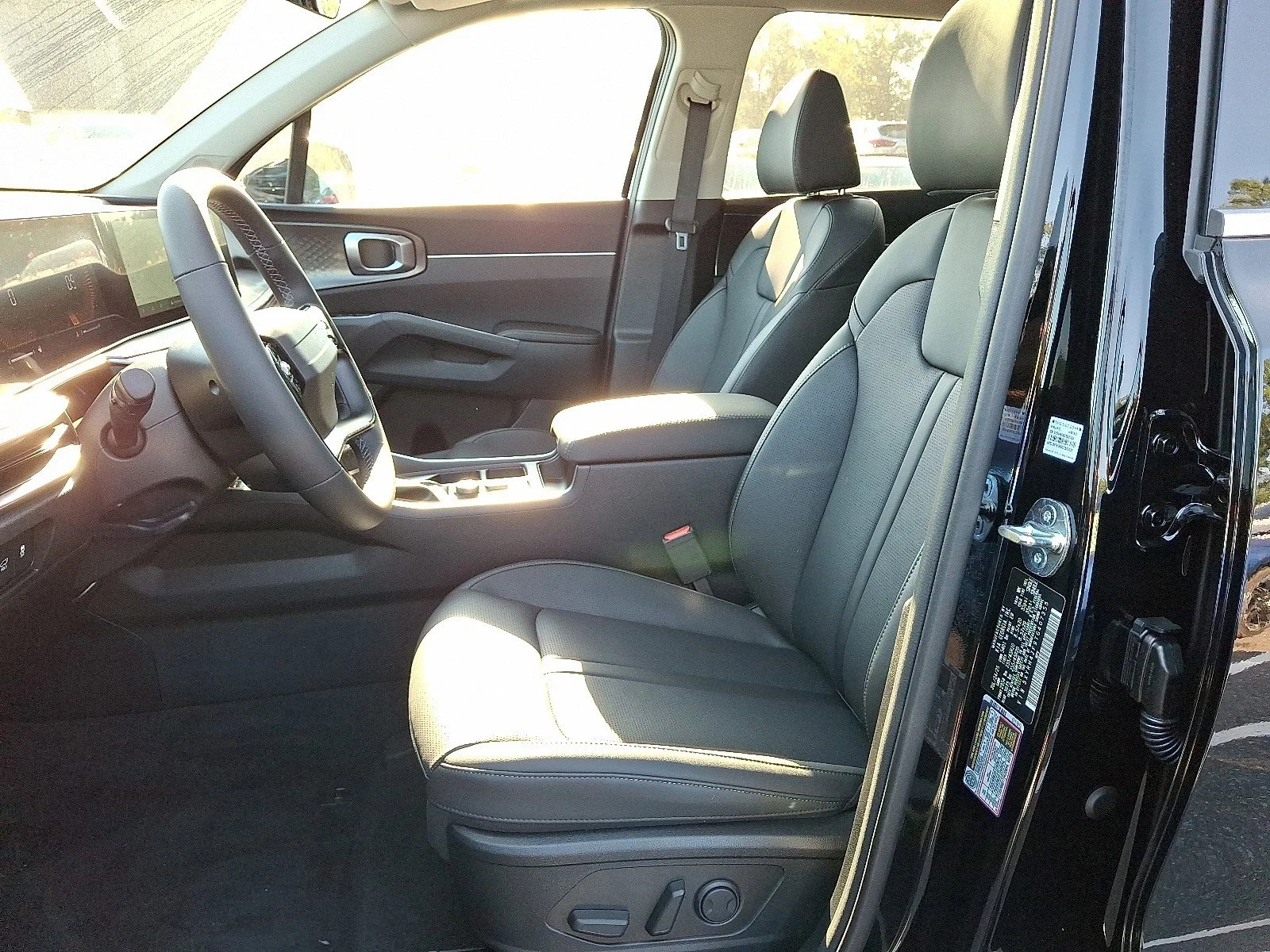 2026 Kia Sorento EX - Photo 7