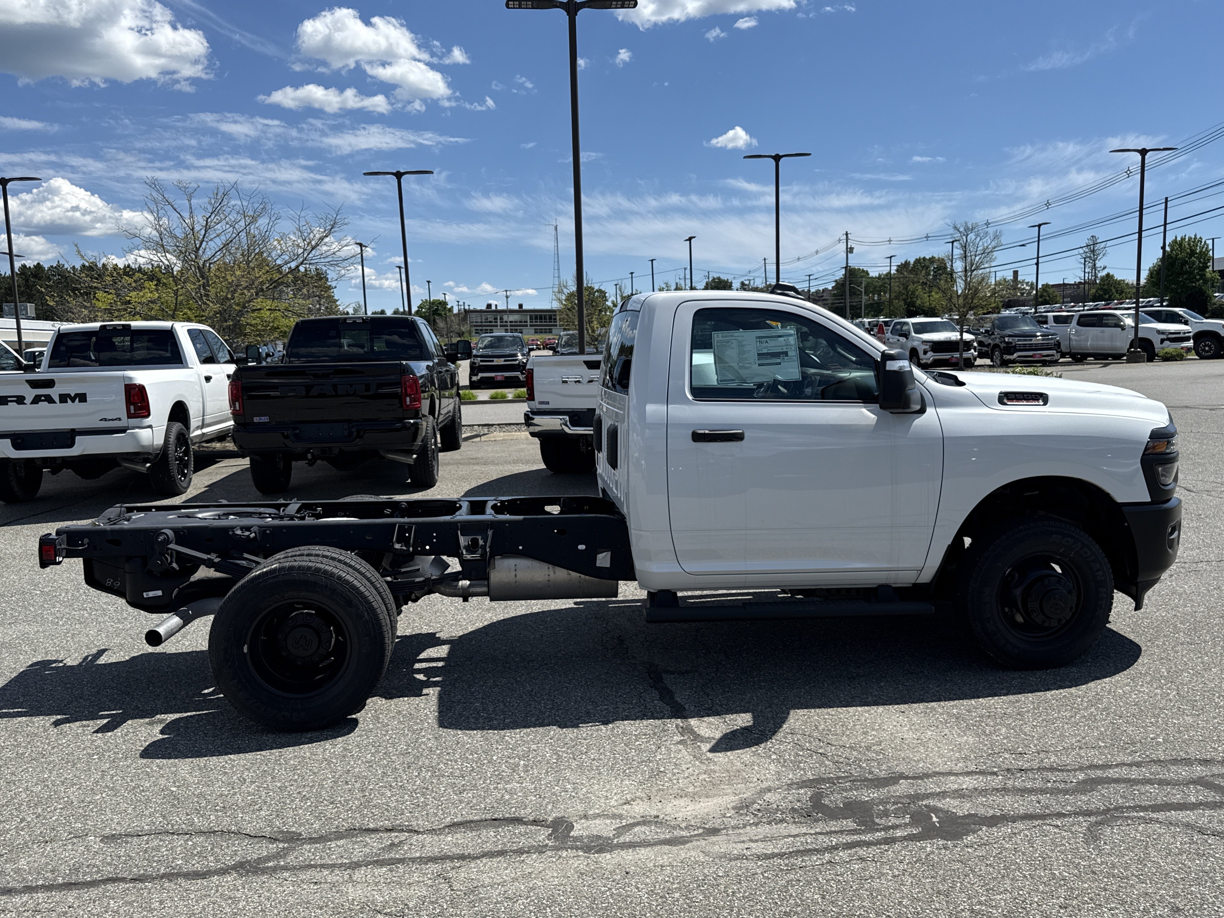New 2026 Bright White Clearcoat Ram Tradesman image 9