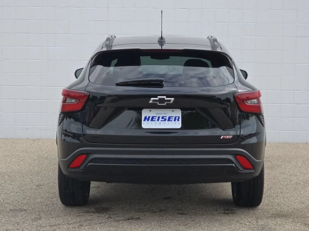 2025 Chevrolet Trax RS - Photo 12