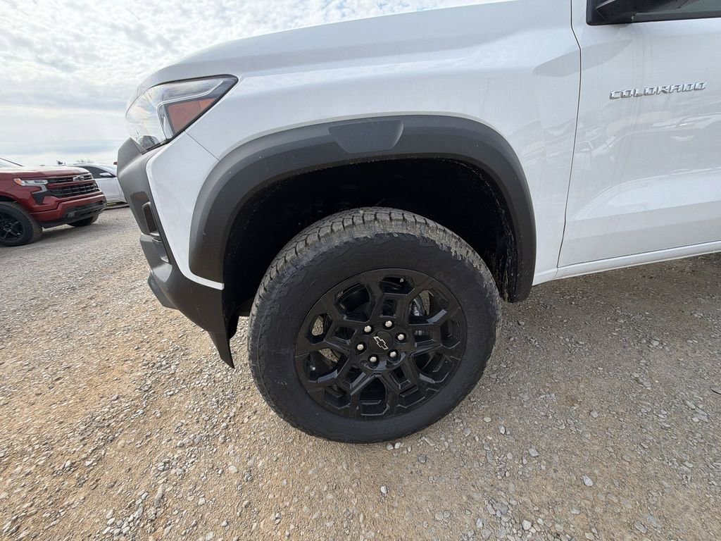 New 2026 Summit White Chevrolet Trail Boss image 16