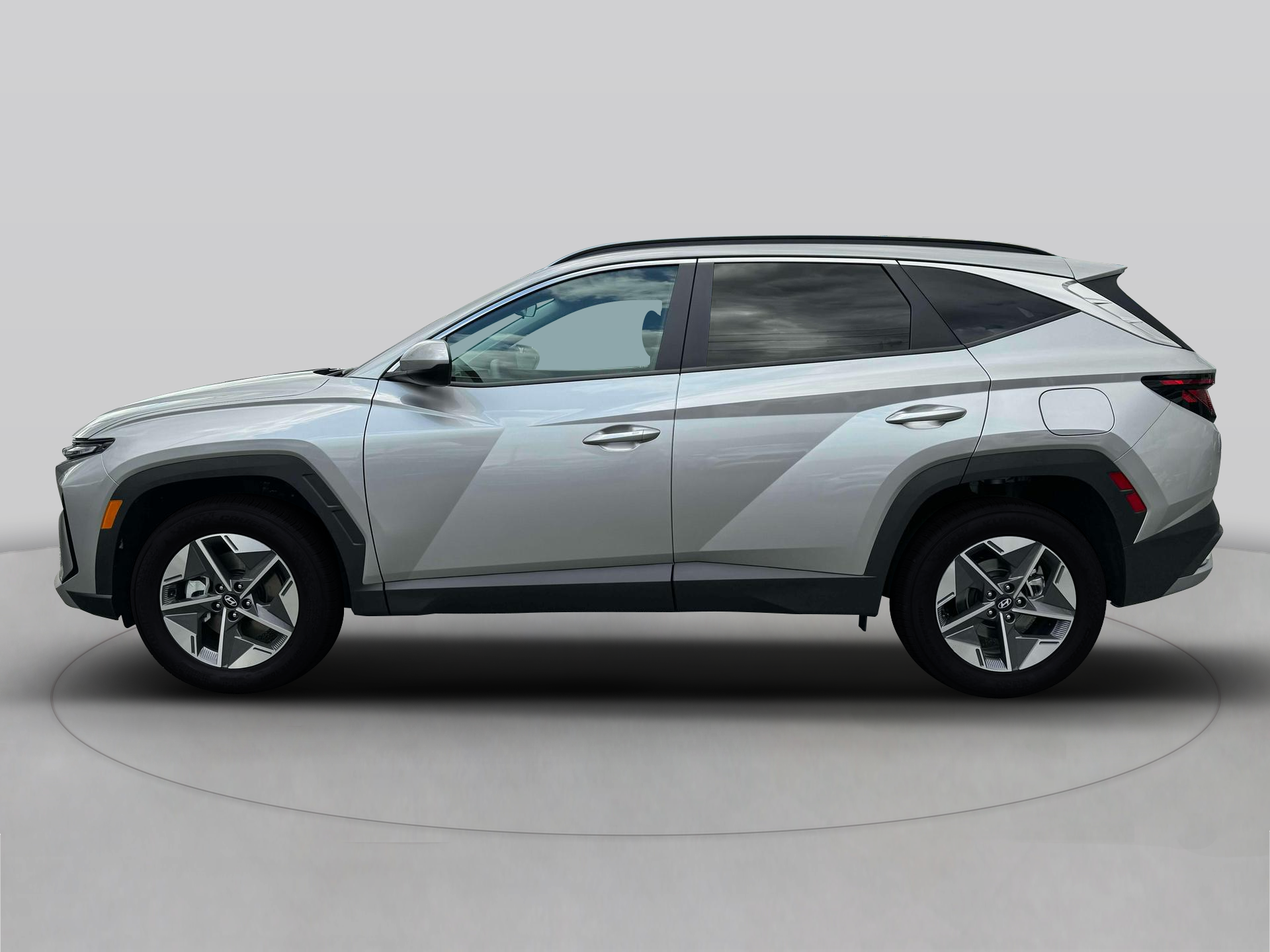 New 2026 Silver Hyundai SEL AWD image 3