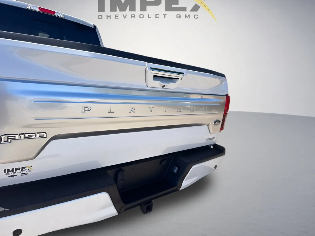 Used 2019  Ford XL image 37