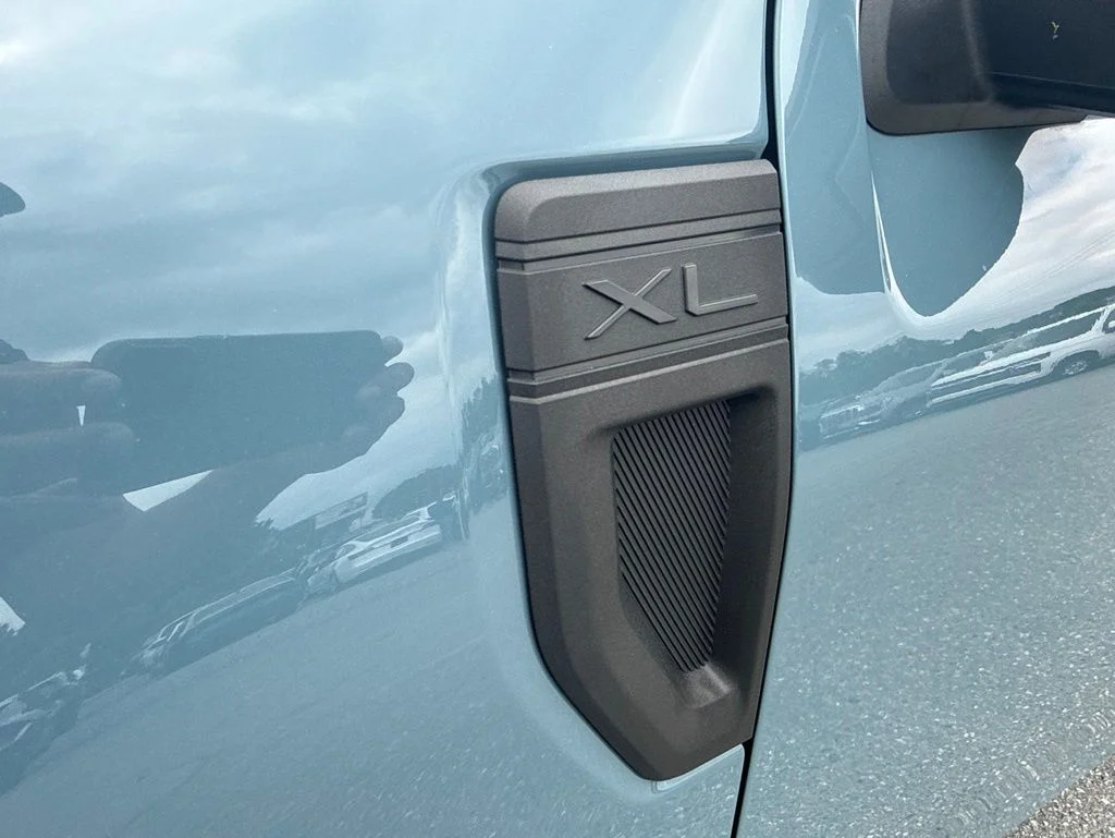 Used 2023 Blue Ford XL image 29